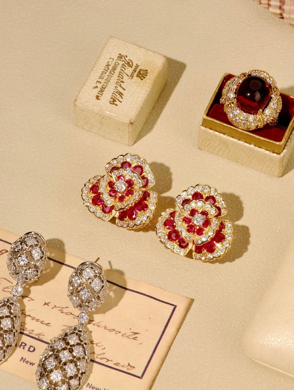 These Are the Jewelry Trends Set to Define 2026