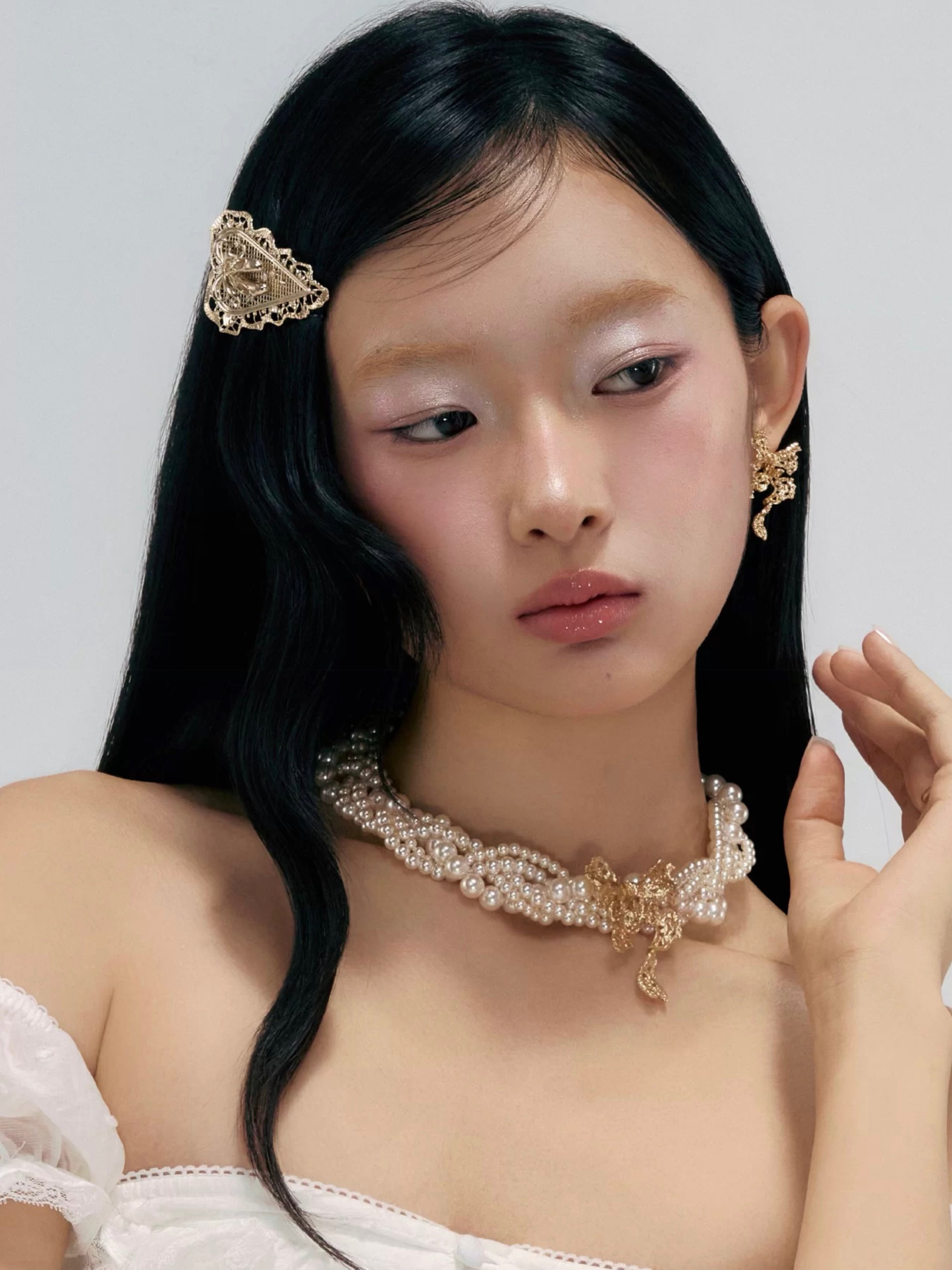 The Lace Hair Clip
