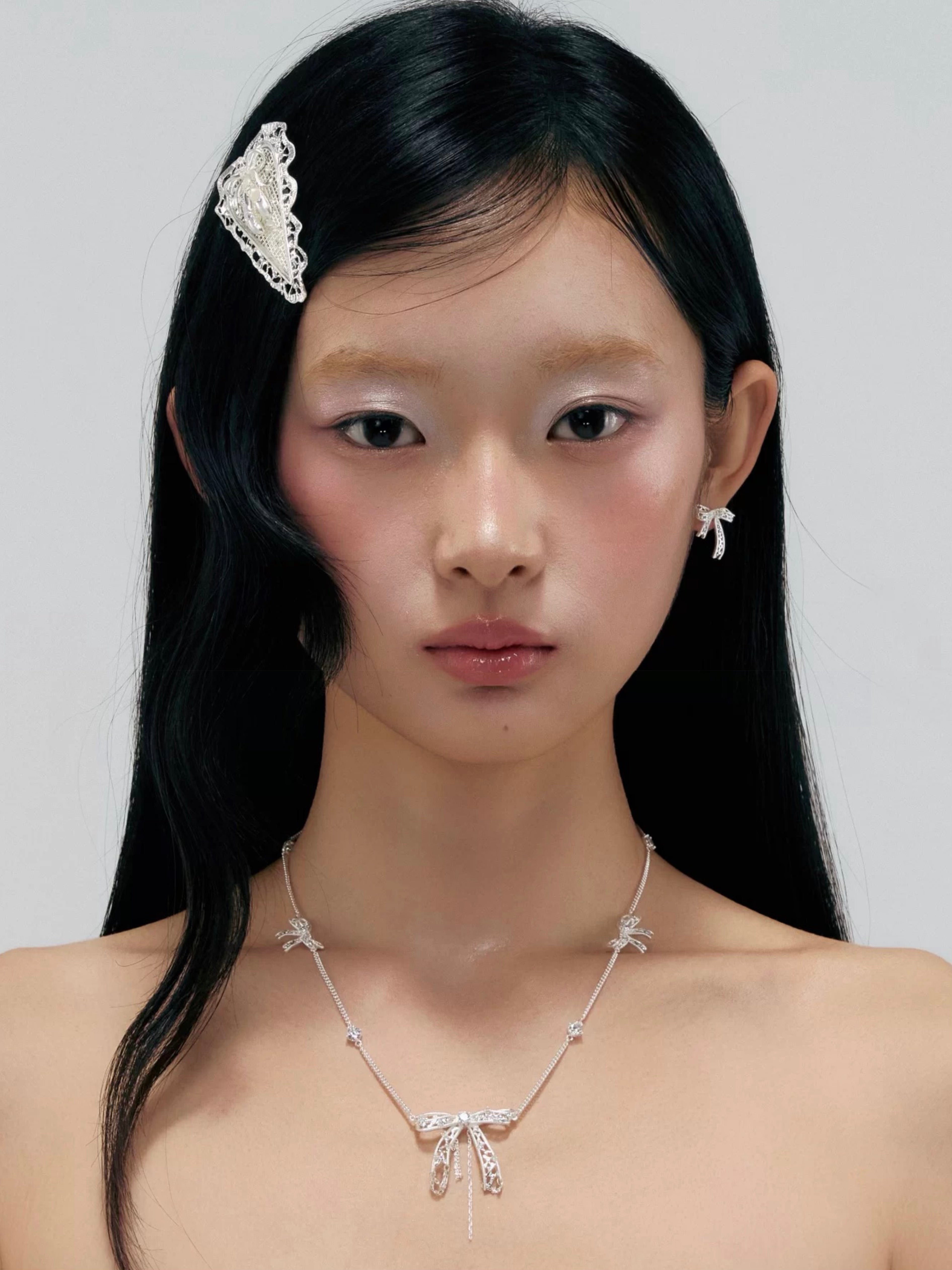 The Lace Hair Clip